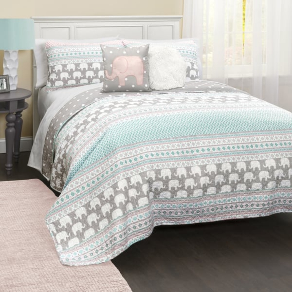Lush Decor Elephant Stripe Reversible Quilt 5 pc set